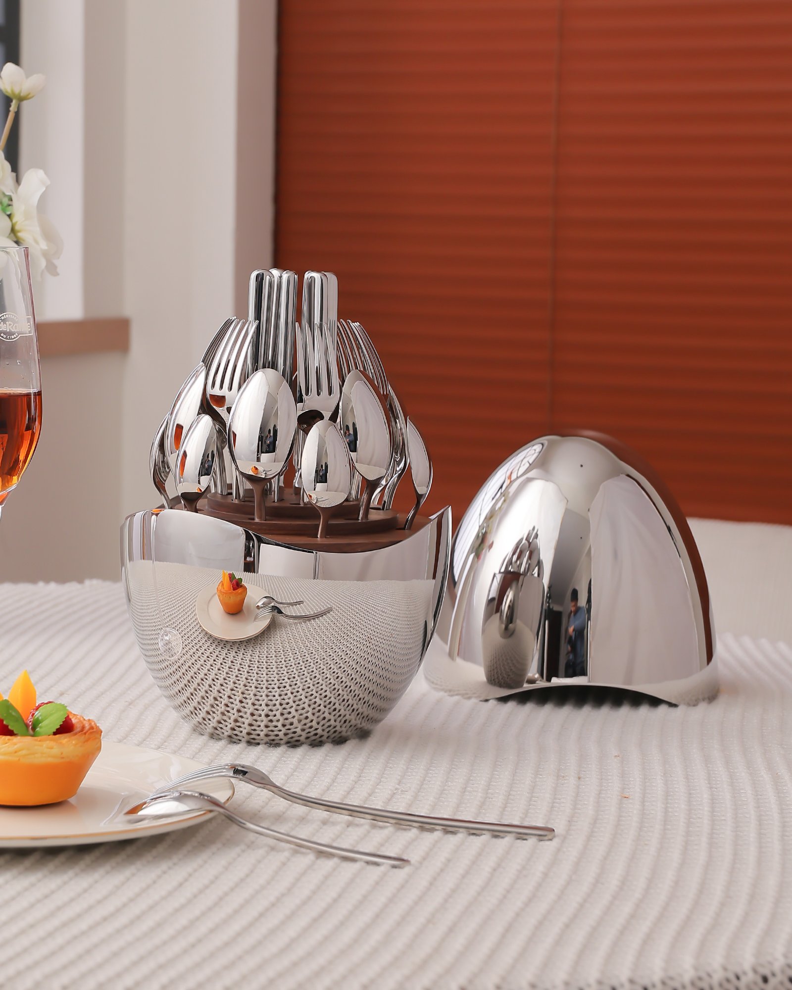 Fine Tableware